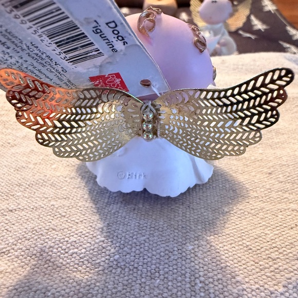 Adorable Angel Cheeks Figurines with Gold Wings - Picture 10 of 12